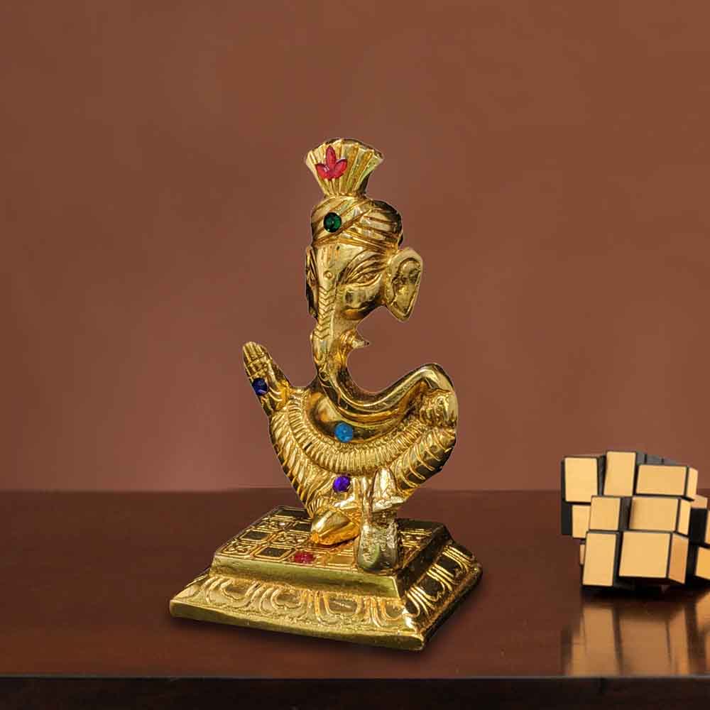 Lord Ganesha Figurine With Mouse